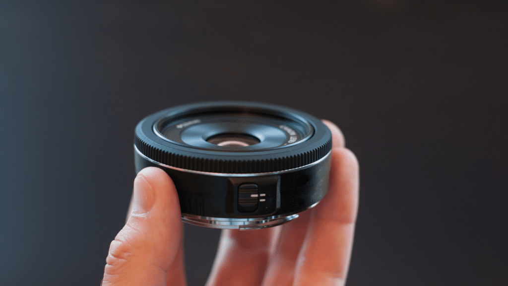 What is a pancake lens?