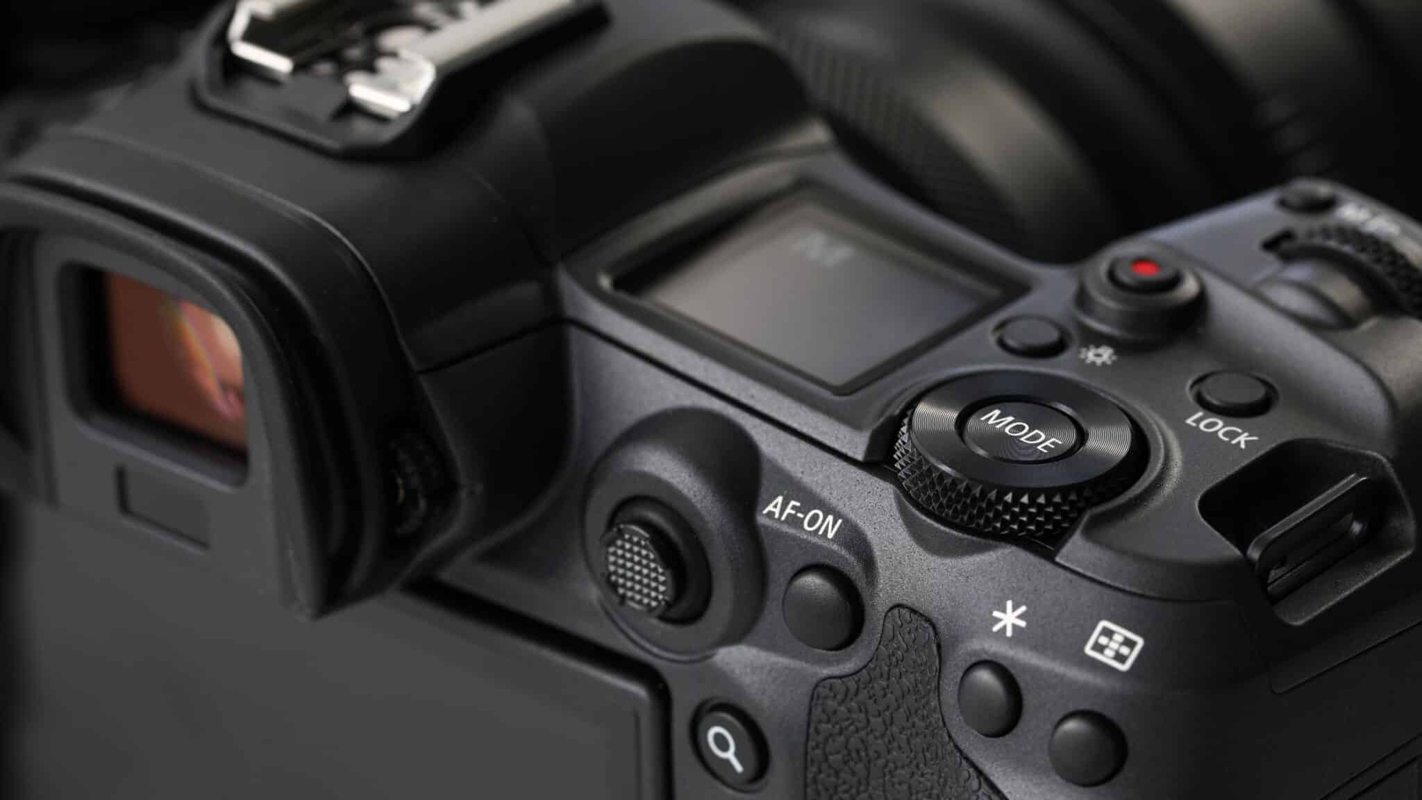 Mirrorless cameras have revolutionized the world of digital photography and videography. 